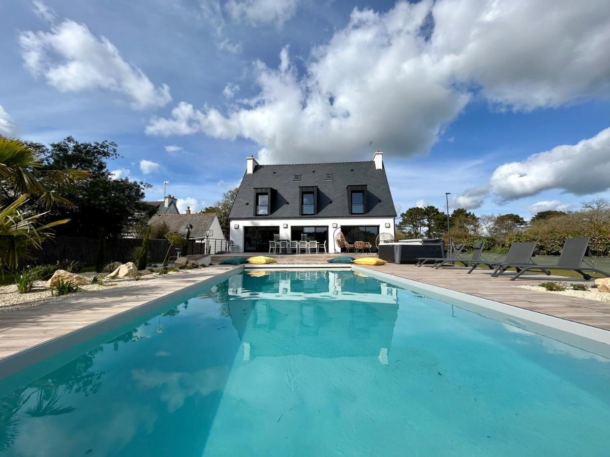 Superbe Villa Tout Confort Avec Piscine Chauffee Er Couverte Et Spa A 2 Pas De La Plage フエナン エクステリア 写真