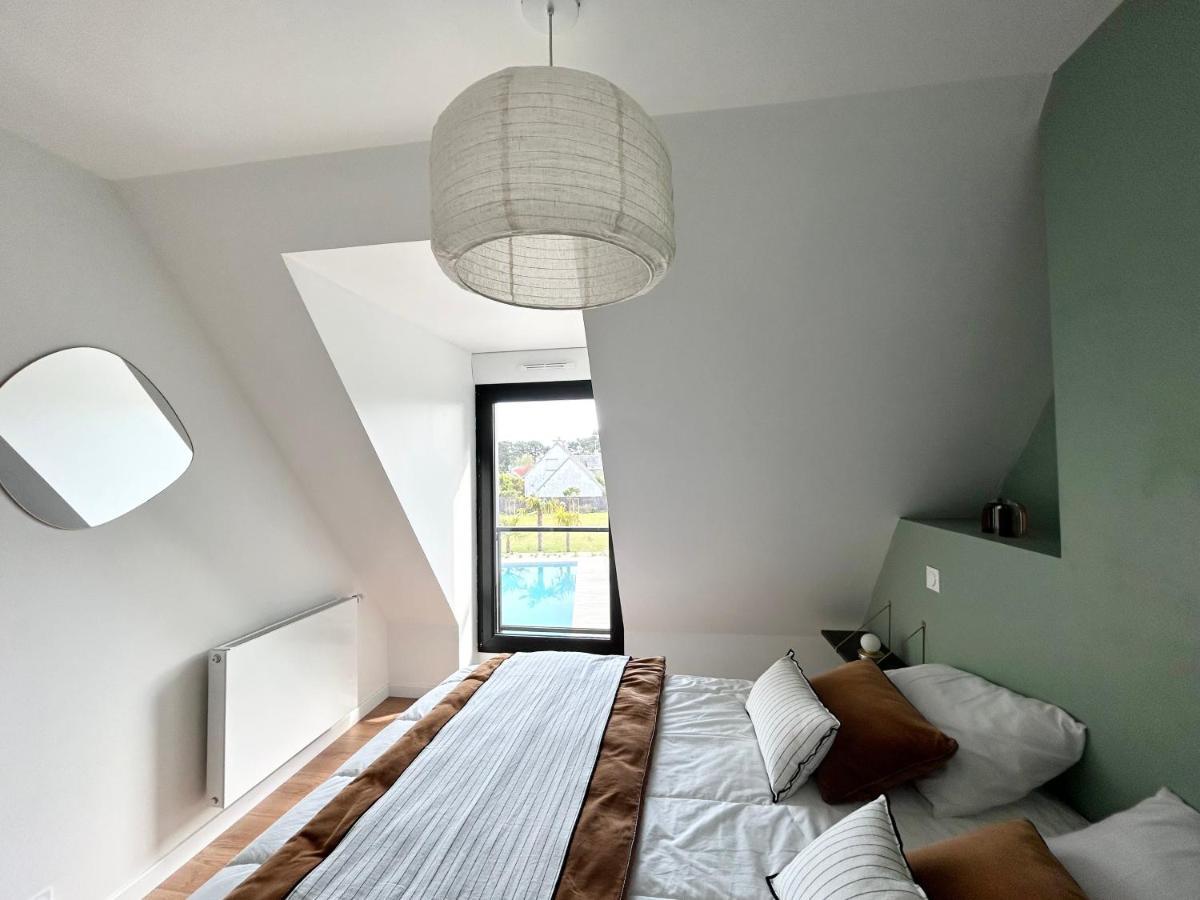 Superbe Villa Tout Confort Avec Piscine Chauffee Er Couverte Et Spa A 2 Pas De La Plage フエナン エクステリア 写真
